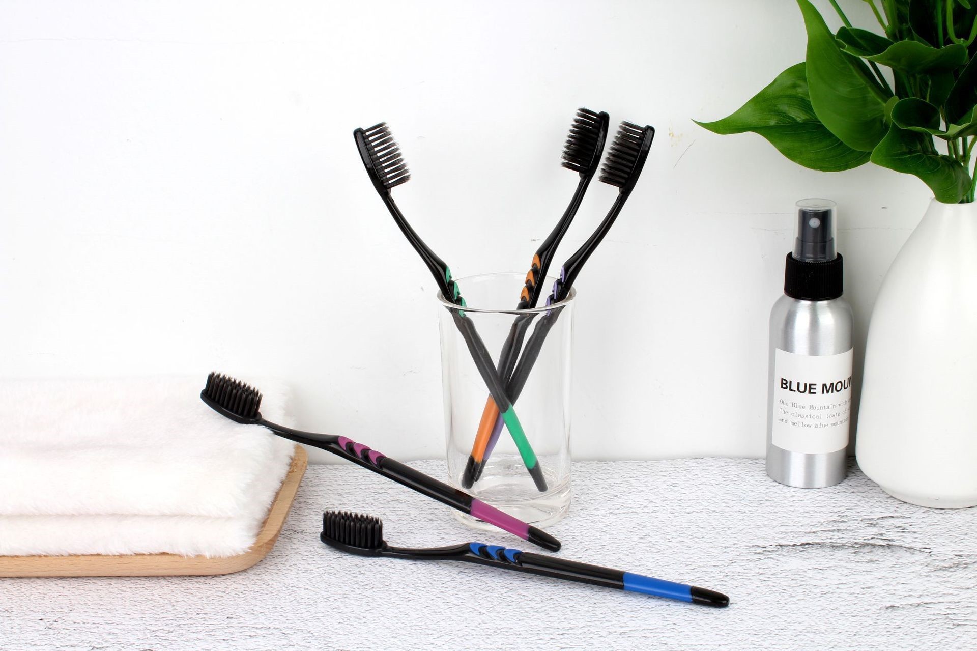 Bamboo Toothbrush - 1 stuks bamboe-houtskool tandenborstel met zachte